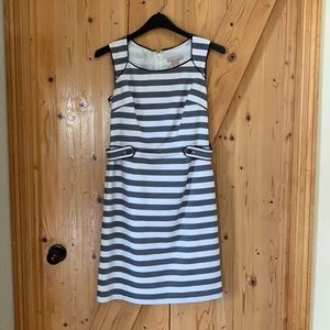 Flattering Banana Republic dress